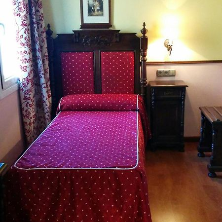 Hotel El Cisne Zaragoza Buitenkant foto