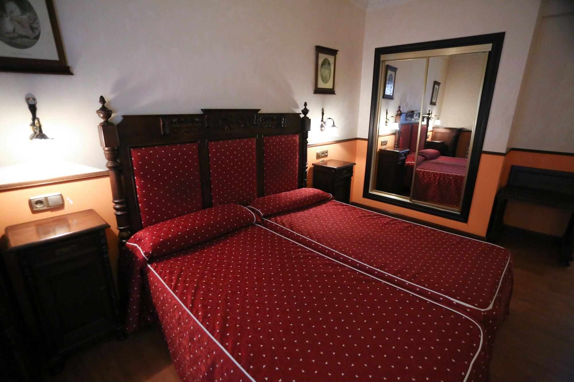 Hotel El Cisne Zaragoza Buitenkant foto