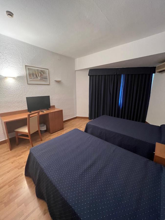 Hotel El Cisne Zaragoza Buitenkant foto