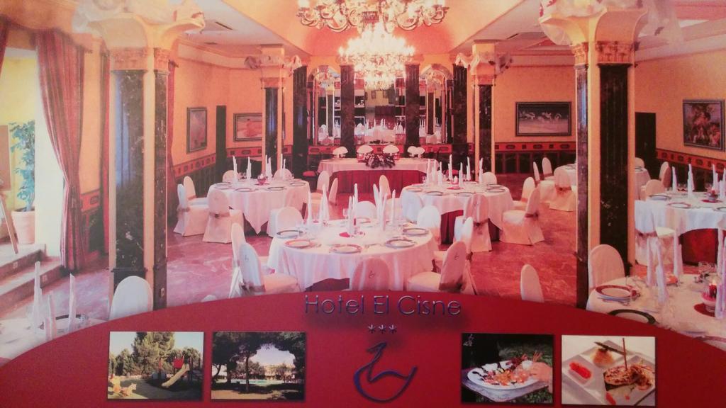 Hotel El Cisne Zaragoza Buitenkant foto